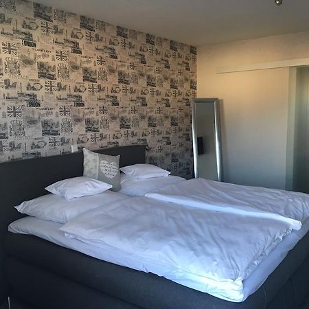 Отель Boardinghouse Alte Bank Wollstein Экстерьер фото