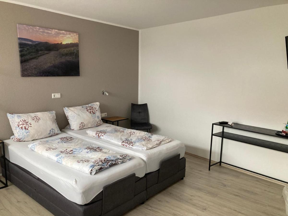 Отель Boardinghouse Alte Bank Wollstein Экстерьер фото
